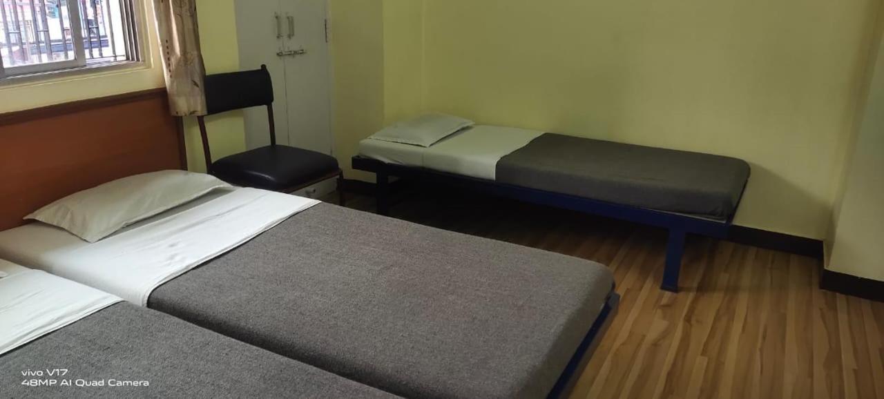 Hotel Parth Residency コールハープル エクステリア 写真