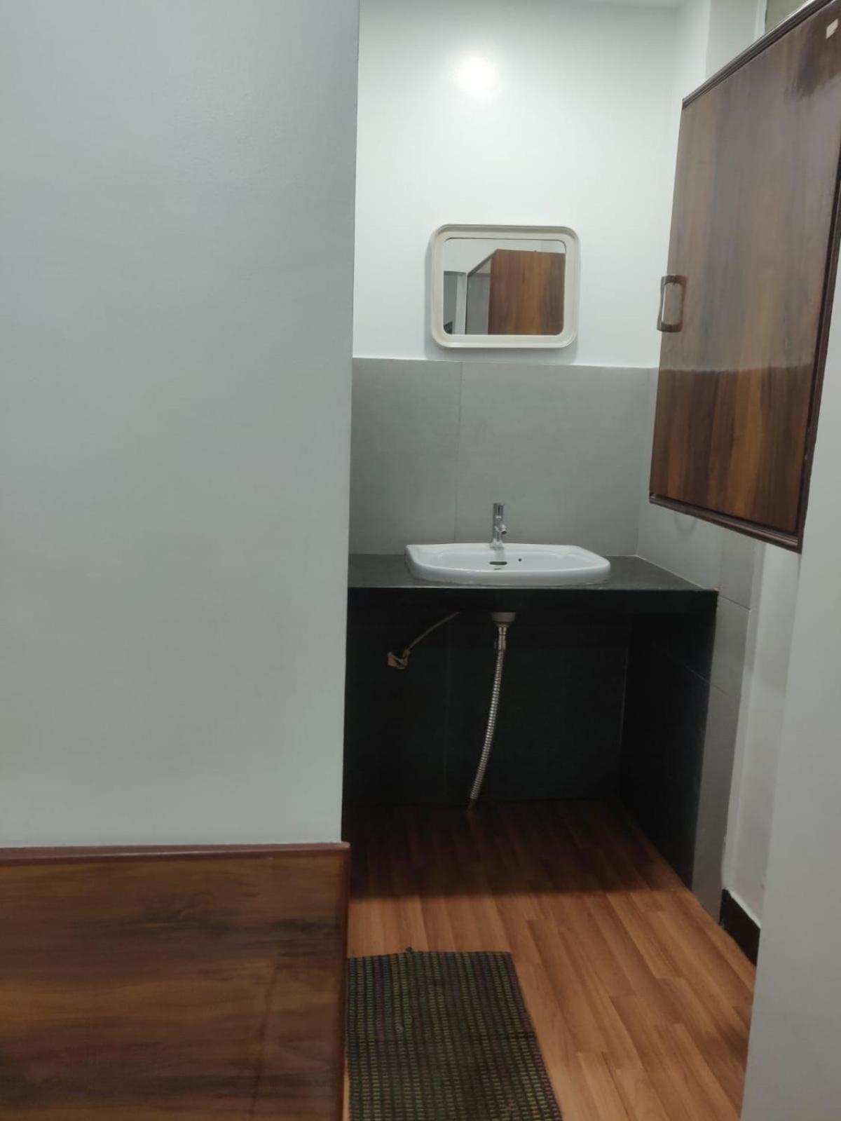 Hotel Parth Residency コールハープル エクステリア 写真