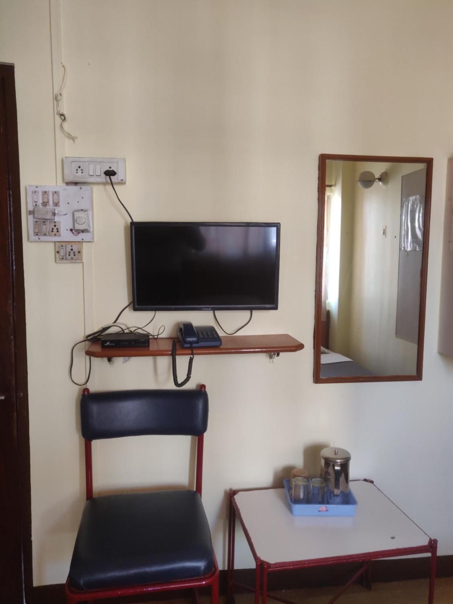 Hotel Parth Residency コールハープル エクステリア 写真